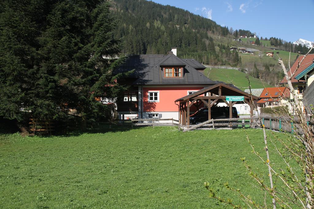 Villa Schnuck - Das Rote Ferienhaus Bad Gastein Esterno foto